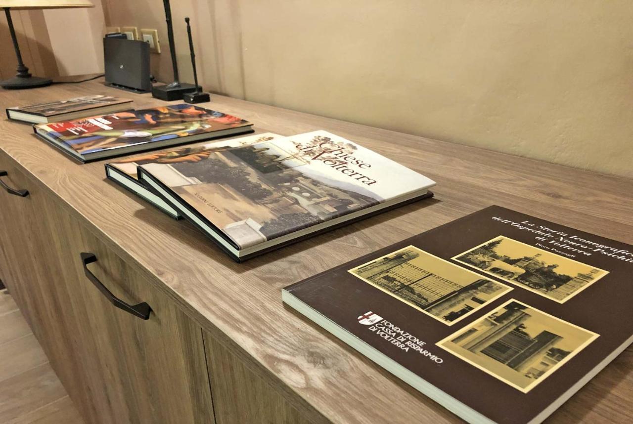 Suite Apartment Castello ヴォルテッラ エクステリア 写真